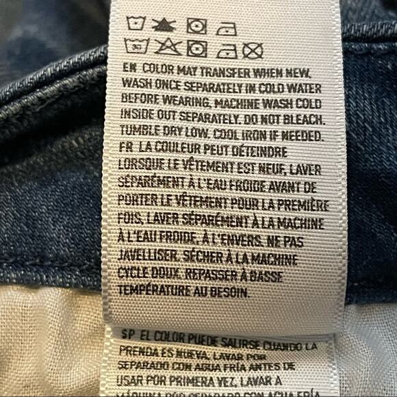 American Eagle Curvy Hi-Rise Shortie Distressed Shorts - Picture 13 of 14